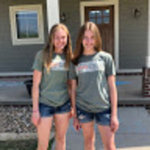 Meet your Posher, Mara